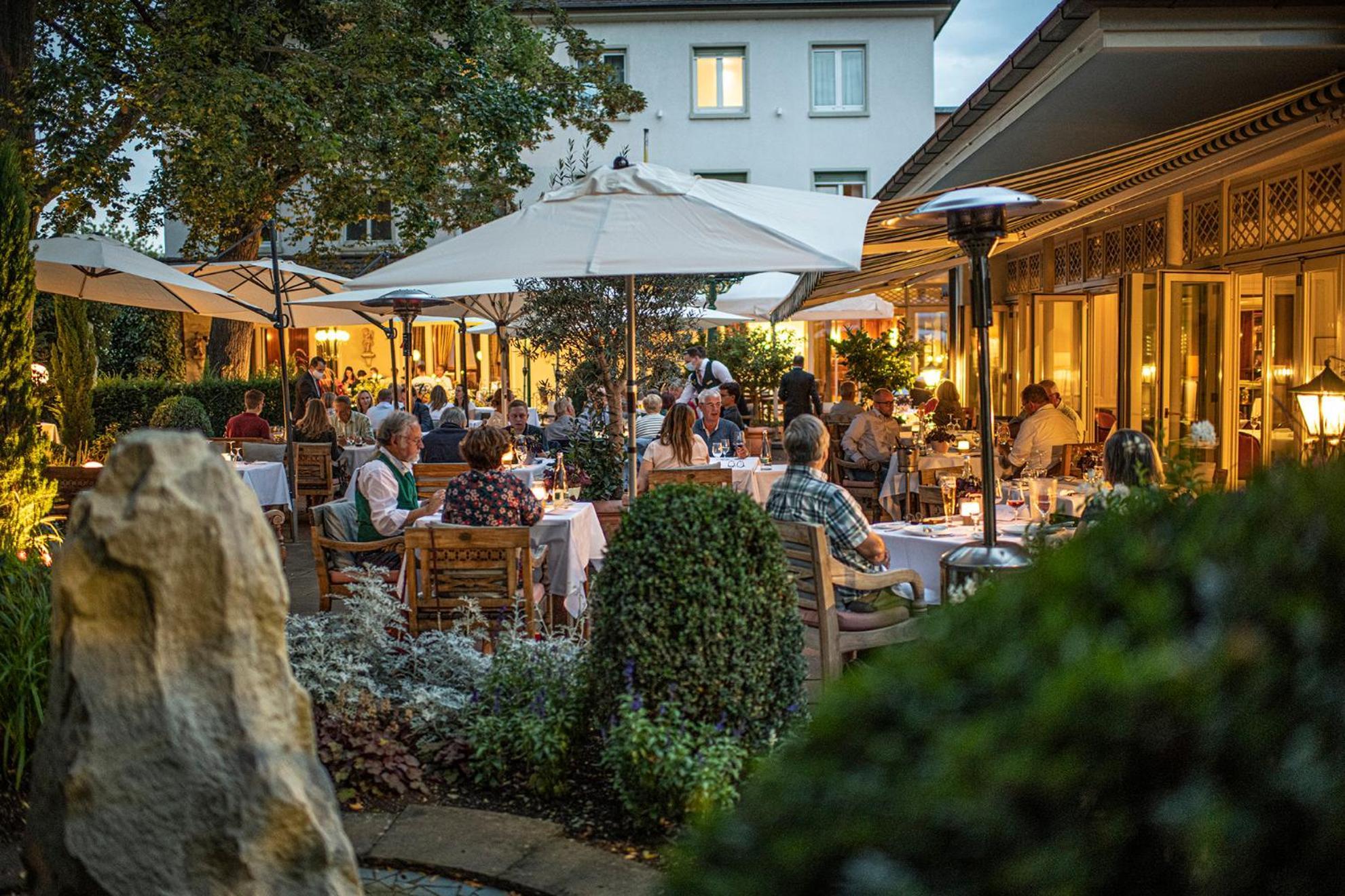Hotel-Restaurant Erbprinz Ettlingen Exterior photo